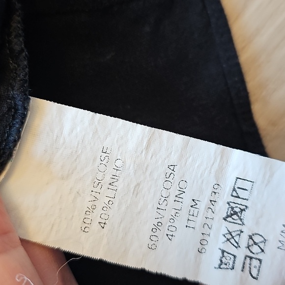 Linen Strawberry Collared‎ Button Down Balloon Sleeve Blouse, Medium - Picture 11 of 16